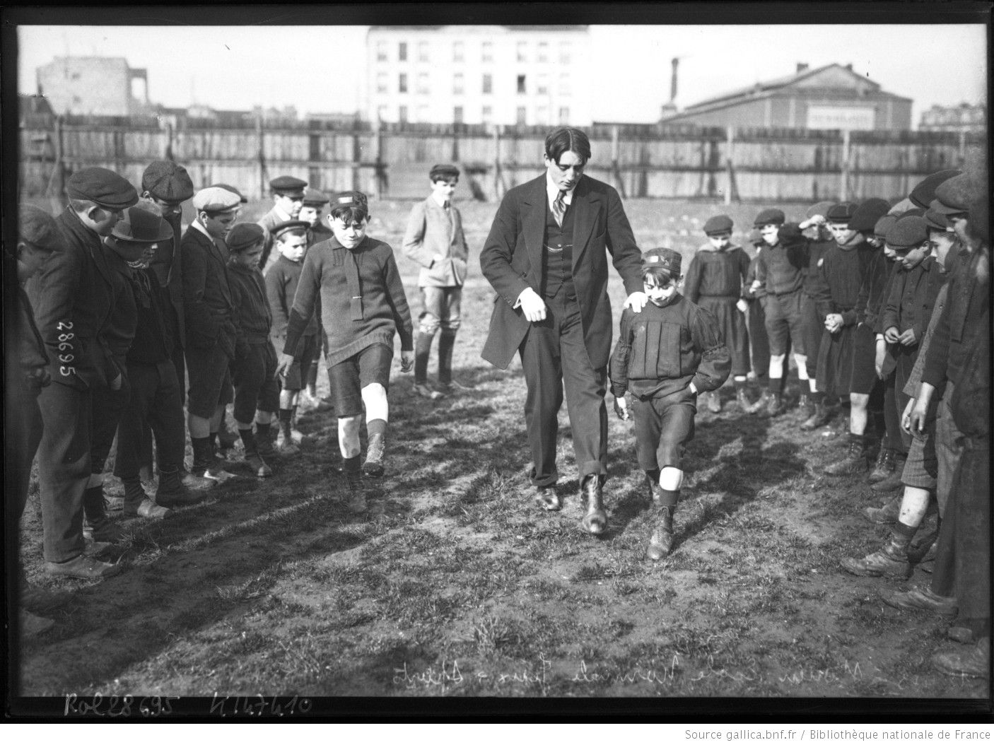 Saint-Ouen, école normale des jeux et sports