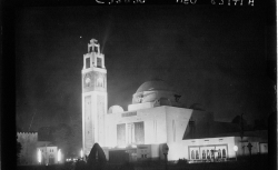 Accéder à la page "Photographies du pavillon d'Algérie (1931)"