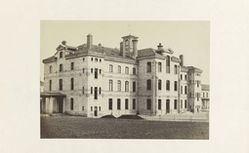 Bâtiment de l'Asile Sainte-Anne vers 1869-1870