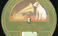 Disque SD 78 30-6015 - Adolphe Bérard (1870-1946) est un ténor, chanteur de variétés au café-concert, très populaire au début du XXe siècle - source : gallica.bnf.fr / BnF