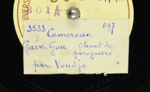 Accéder à la page "Gain Gou : chant de piroguiers / Voudjo, chant solo d'homme. Chant de funérailles pour une femme. Chant de funérailles pour un homme / Voudjo, chant solo d'homme ; acc. de tambour"