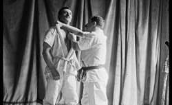 Démonstration de jiu-jitsu : photographie de presse Agence Rol (1904-1908)