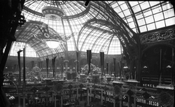 Accéder à la page "Grand Palais"