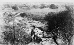 Accéder à la page "Photographies de la Société de Géographie"