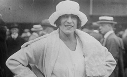 Accéder à la page "Suzanne Lenglen (1899-1938)"