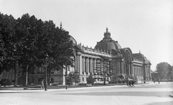 Accéder à la page "Petit Palais"