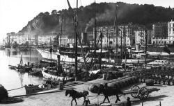 Accéder à la page "Images du port de Nice"