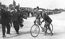 Accéder à la page "Coureurs cyclistes"