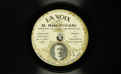 Accéder à la page "René Viviani, Président du Conseil des ministres. Discours de clôture, séance du 4 août 1914."