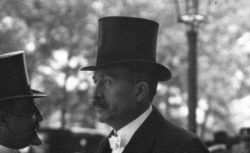 Accéder à la page "Discours de René Viviani, 22 décembre 1914"